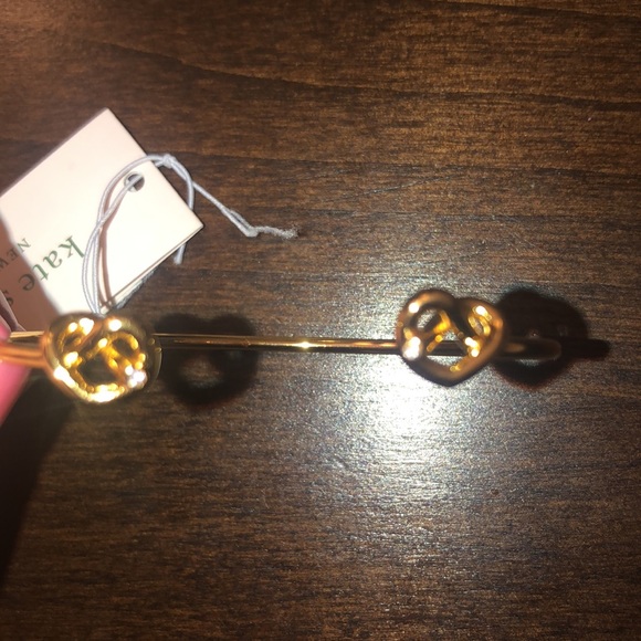 Kate Spade Loves Me Knot CZ Heartđź’› Knot Cuff - Picture 3 of 4